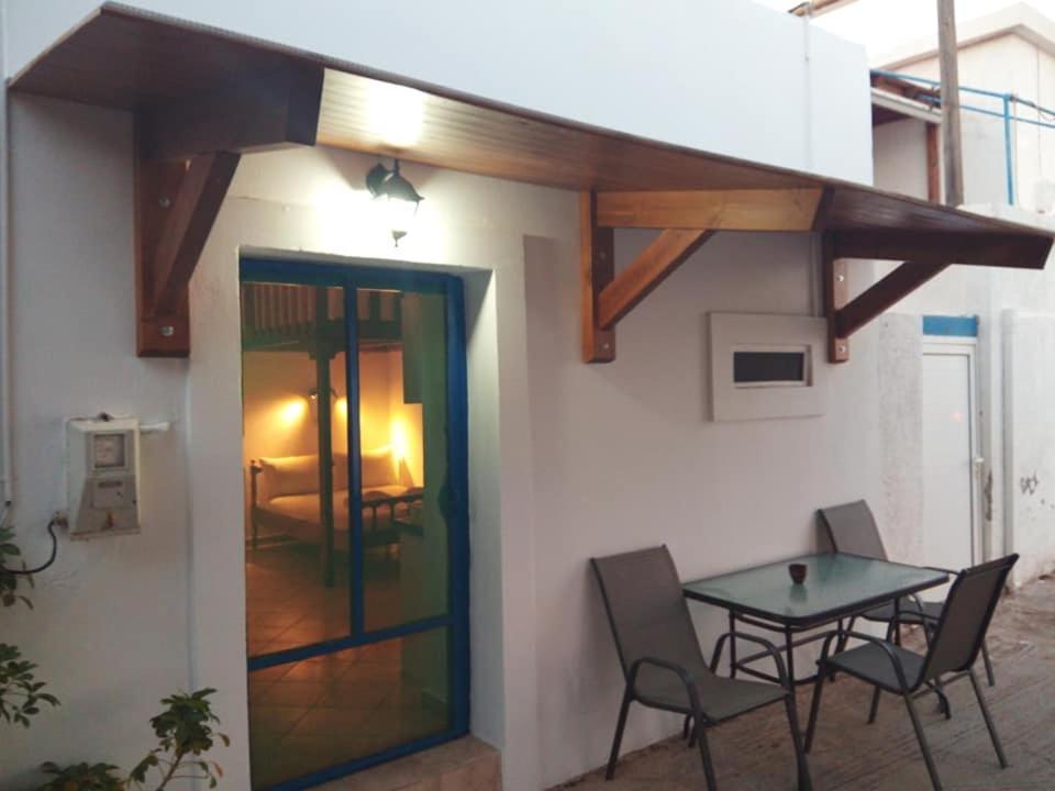 Beachfront Apartment Kato Káto Zákros Bagian luar foto